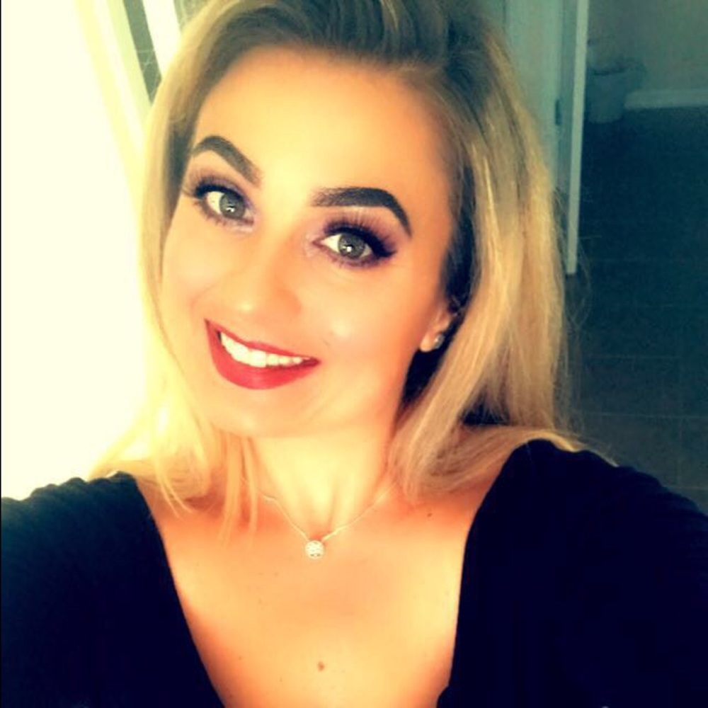 Meet your Posher, Tabitha